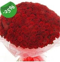 151 adet sevdiğime özel kırmızı gül buketi Ankara Kızılay çiçek siparişi sitesi